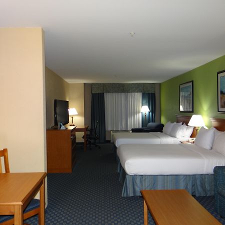 Holiday Inn Express Hotel & Suites Salisbury - Delmar By Ihg מראה חיצוני תמונה
