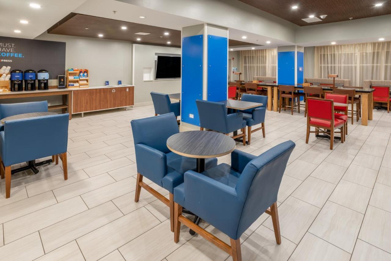 Holiday Inn Express Hotel & Suites Salisbury - Delmar By Ihg מראה חיצוני תמונה