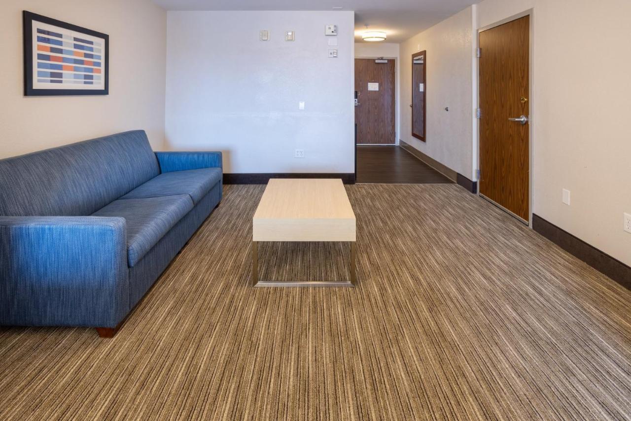 Holiday Inn Express Hotel & Suites Salisbury - Delmar By Ihg מראה חיצוני תמונה