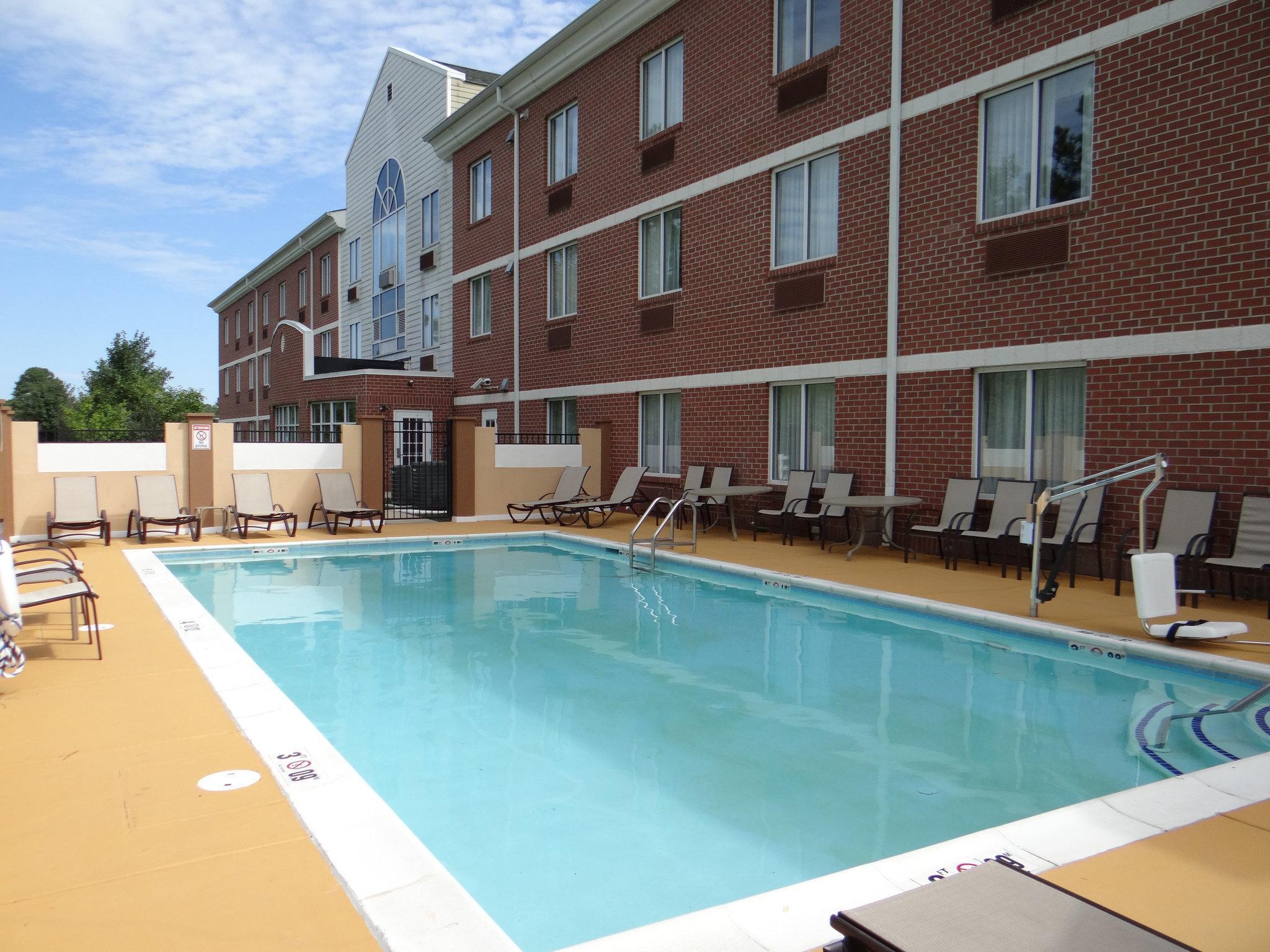 Holiday Inn Express Hotel & Suites Salisbury - Delmar By Ihg מראה חיצוני תמונה
