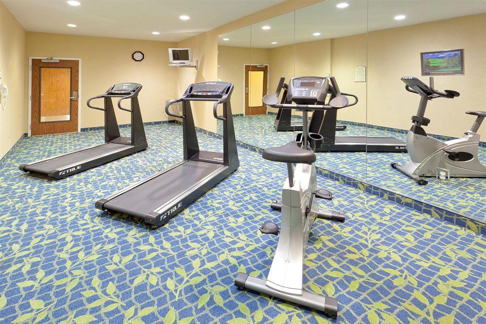 Holiday Inn Express Hotel & Suites Salisbury - Delmar By Ihg מתקנים תמונה