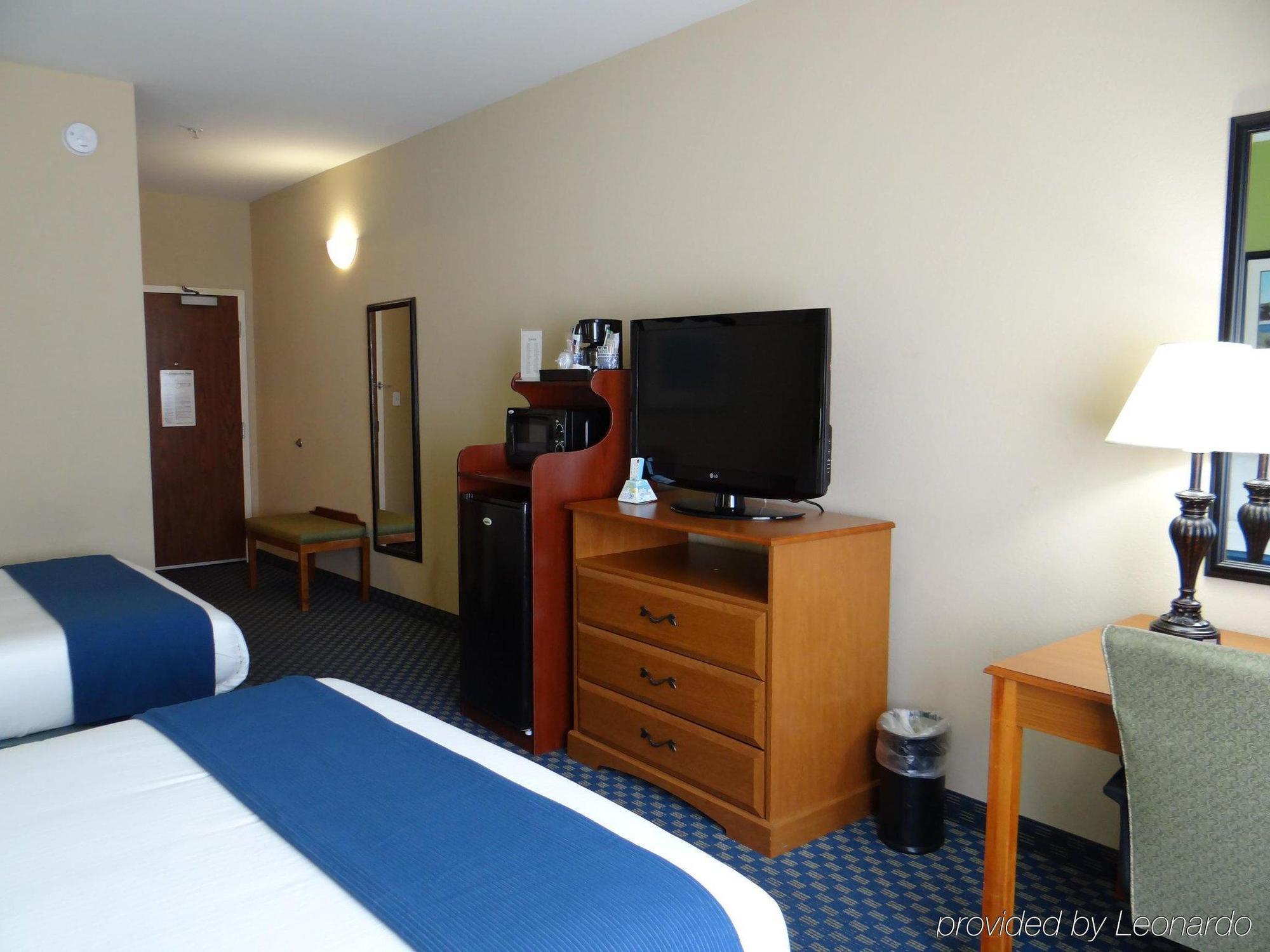 Holiday Inn Express Hotel & Suites Salisbury - Delmar By Ihg מראה חיצוני תמונה