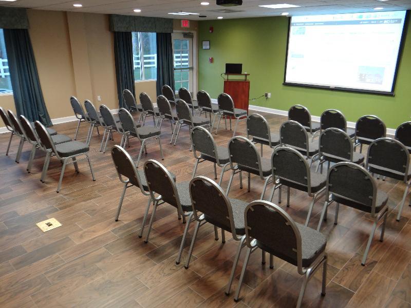 Holiday Inn Express Hotel & Suites Salisbury - Delmar By Ihg מראה חיצוני תמונה